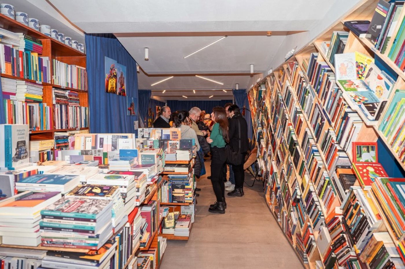Registro de la inauguración de COLOR, por Gustavo Soria